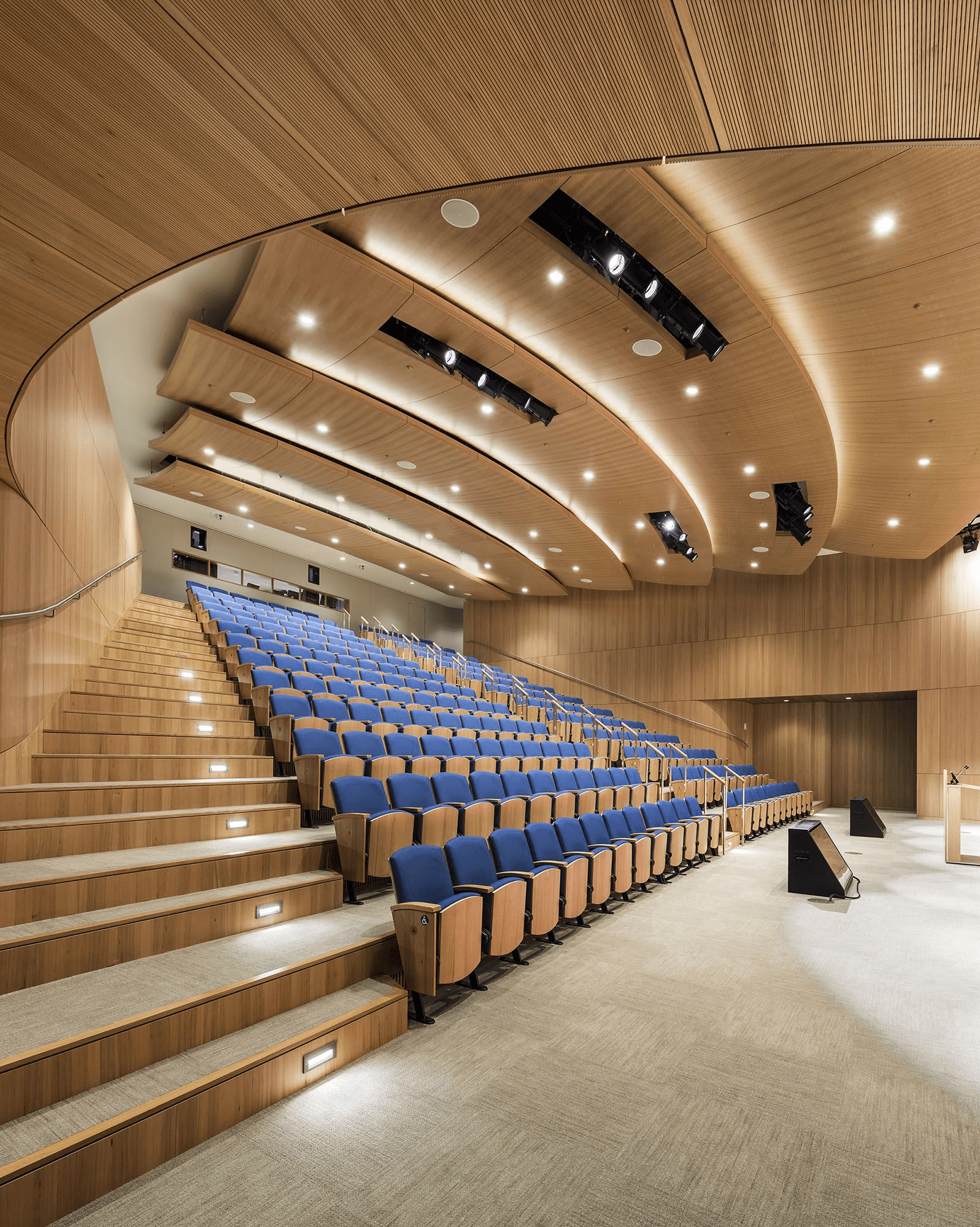 Salas de Reuniones y Auditorios